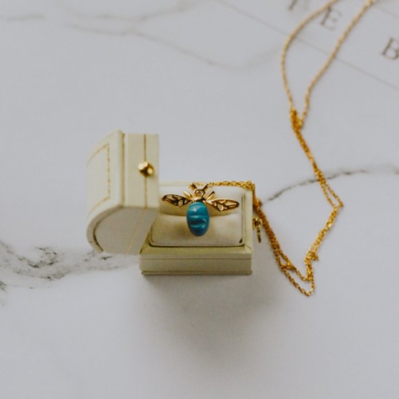 Gold Vermeil Necklace Natural Turquoise Stone Bee Animal Chain - Picture 3 of 6